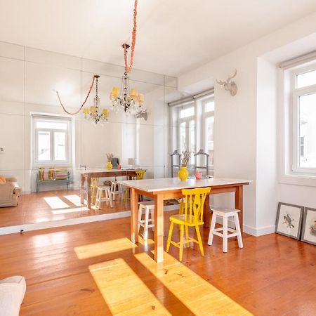 Joivy Chic 2Br Apt In Bairro Alto, 2Mins To Sao Pedro De Alcantara Viewpoint Lisbon Exterior photo